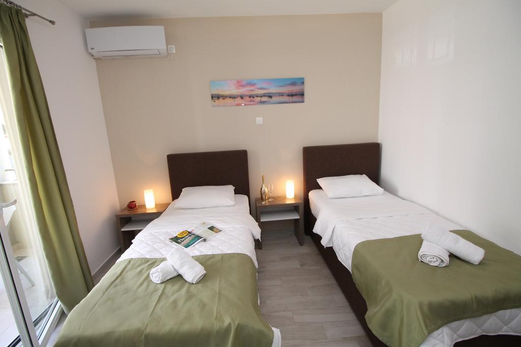 Le Marc Guest House Budva Exteriör bild